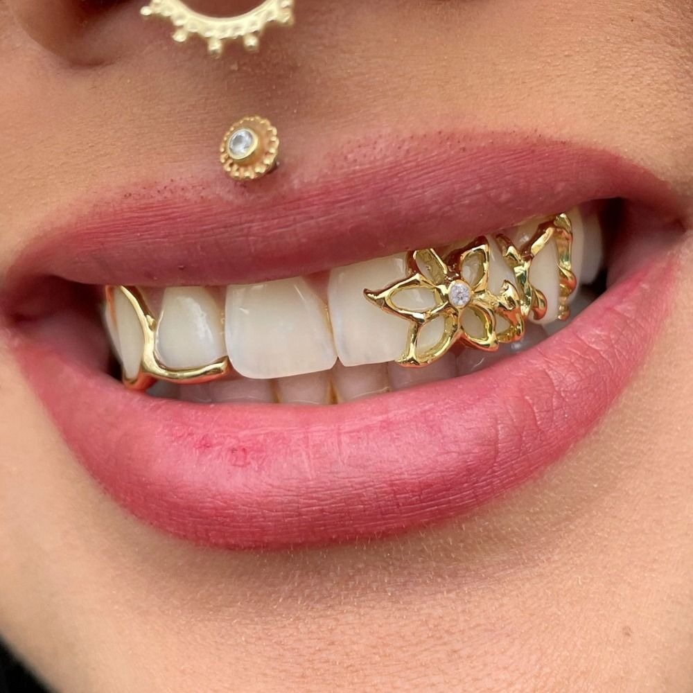 Body Jewelry Tunnels - New Universal Hollow Flower Tooth Caps