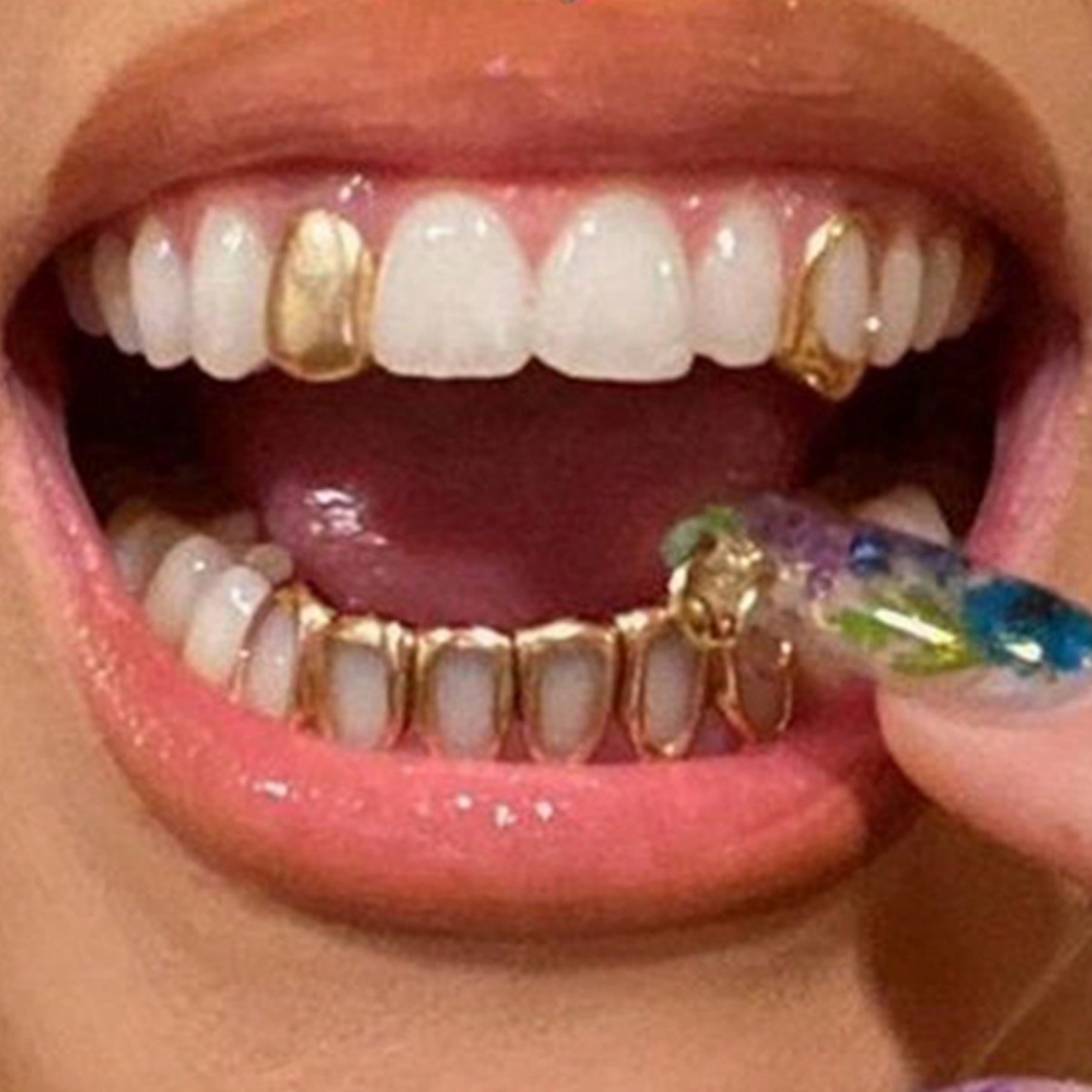 Body Jewelry Hot - Hot Sale Six-Hollowed-Out Flat Teeth Hip-Hop