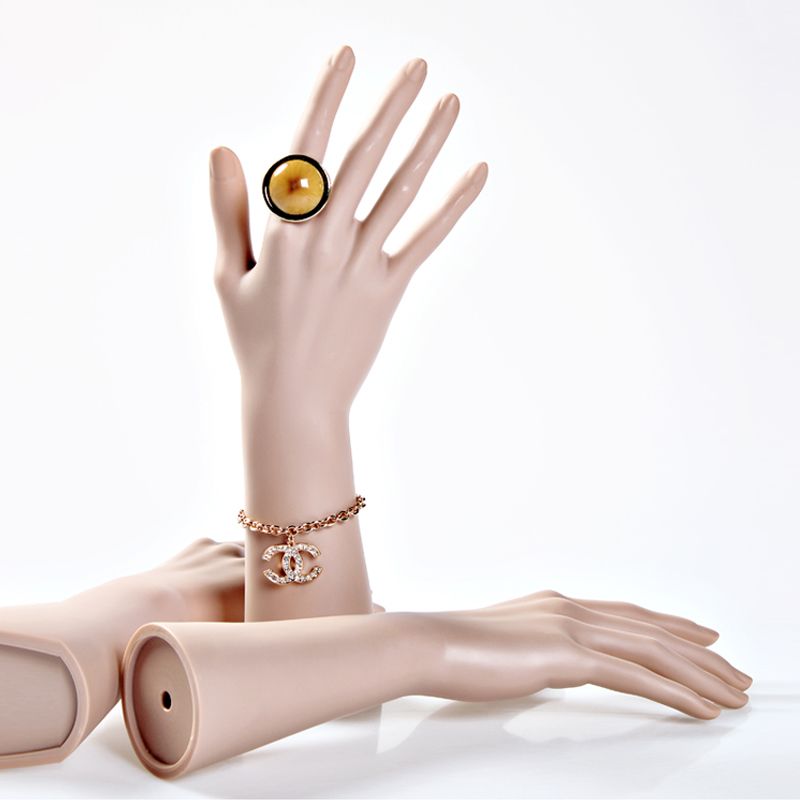 Unbreakable Female Mannequin D - Body Jewelry Plus ulasan dan harga