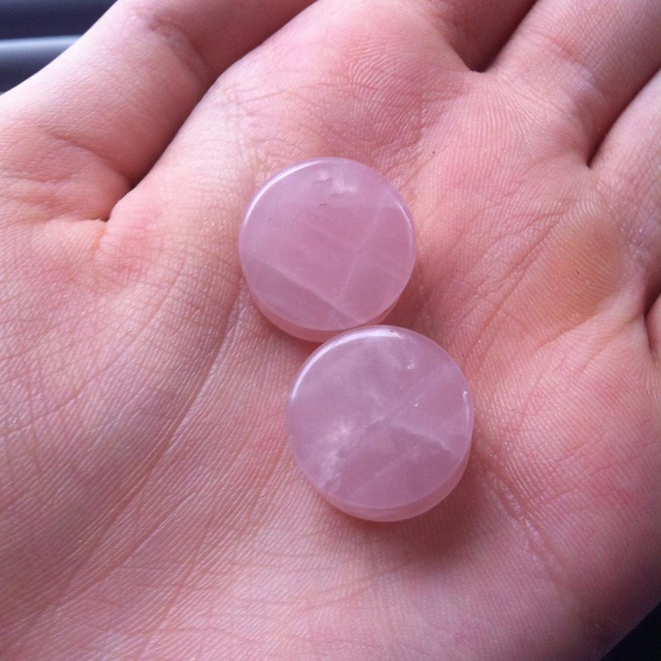 2Pc Pink Quartz Organic Stone  - Body Jewelry Plus ulasan dan harga